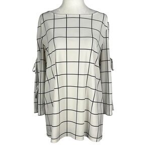 ANN TAYLOR FACTORY BLOCK COLOR PEAK A BOO ARMS WITH‎ TIE SLEEVE DETAIL BLOUSE